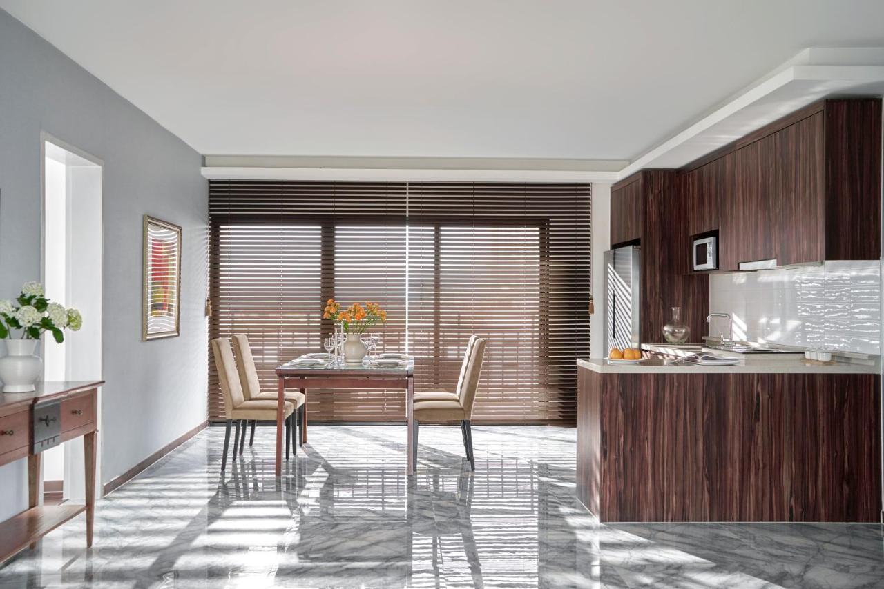 Oakwood Hotel & Apartments Saigon Хошимин Экстерьер фото